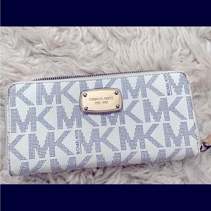 Michael Kors Wallet white large